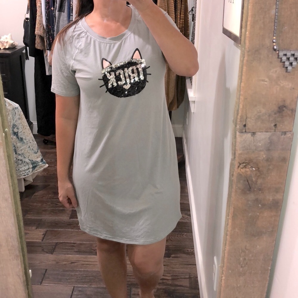 HALLOWEEN trick or treat cozy kitty T-shirt dress - Picture 2 of 6